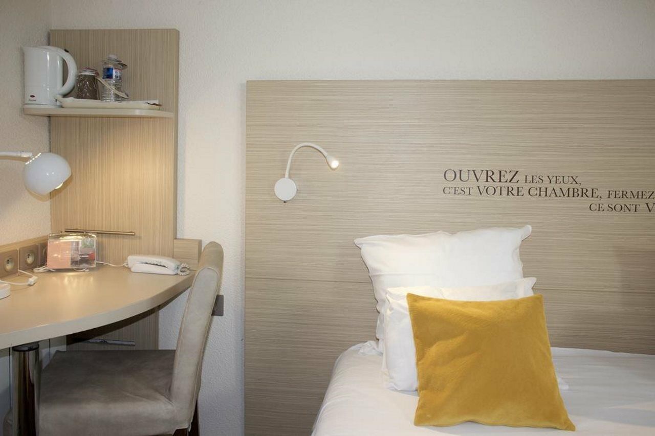 Kyriad Direct Lyon Eurexpo Hotel
